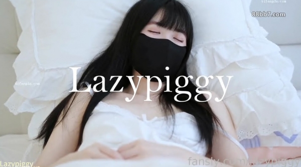 小兔子要被大灰狼吃掉羞涩清纯想要被调教 懒懒猪 杏吧传媒 xb-920