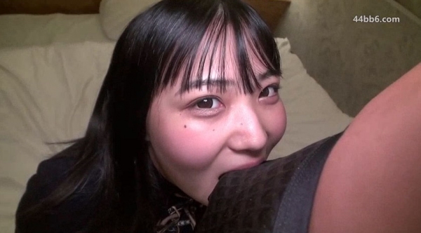 都立护理专科学校（19岁）：和今天就要结束关系的炮友妹子最后的纪念性爱，爽到爆了…FC2PPV-4816763