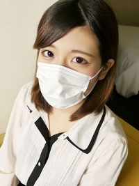 经验只有3人的千金大小姐18岁女大学生，摘掉口罩露出淫荡本性～ HEYZO-3233 HEYZO